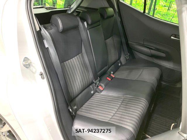 Toyota AQUA 2023-09 7356760-8