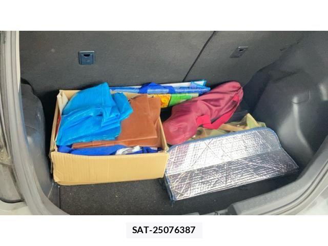 Toyota AQUA 2013-07 7356817-17