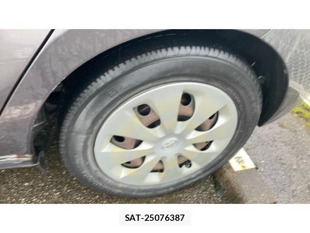 Toyota AQUA 2013-07 7356817-20