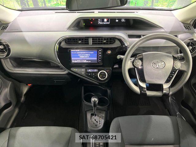 Toyota AQUA 2019-03 7356777-4