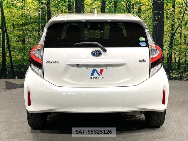 Toyota AQUA 2021-04 7356786-14