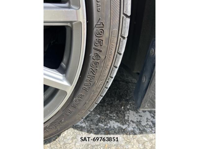 Toyota AQUA 2013-08 7356824-8