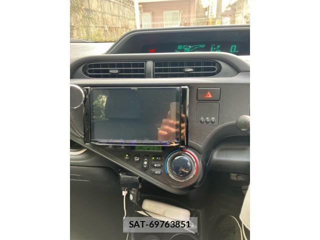 Toyota AQUA 2013-08 7356824-22