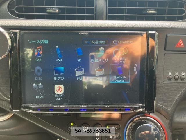 Toyota AQUA 2013-08 7356824-25