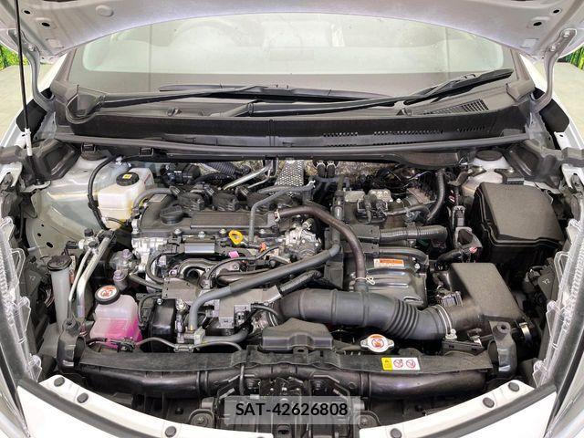 Toyota AQUA 2023-12 7356762-17