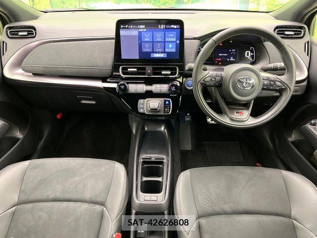 Toyota AQUA 2023-12 7356762-1