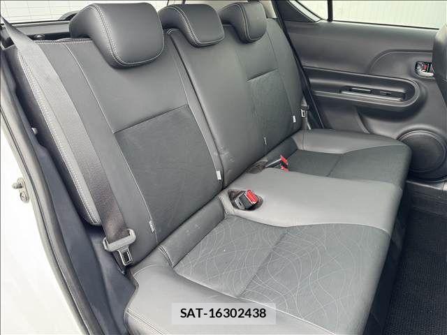 Toyota AQUA 2014-10 7356796-9