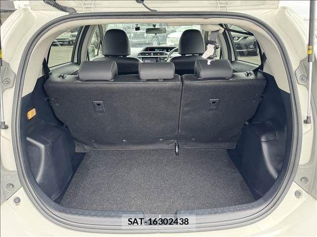 Toyota AQUA 2014-10 7356796-10