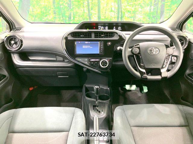 Toyota AQUA 2017-11 7356780-1