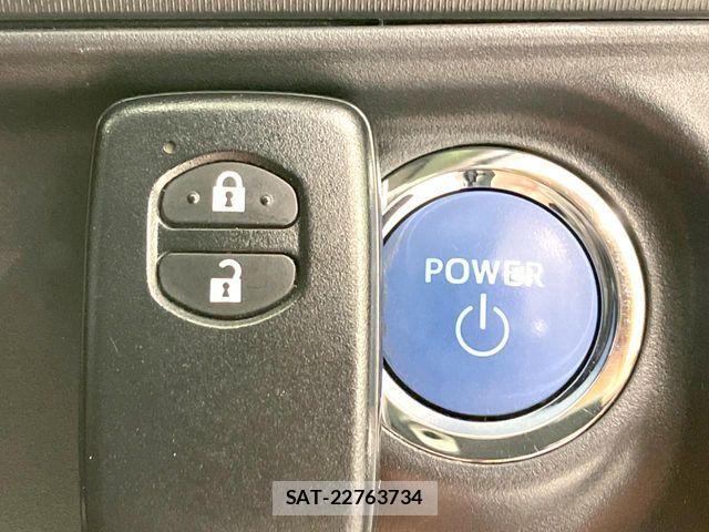 Toyota AQUA 2017-11 7356780-5