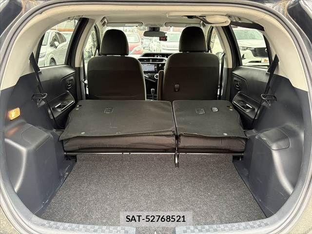 Toyota AQUA 2018-05 7356788-20