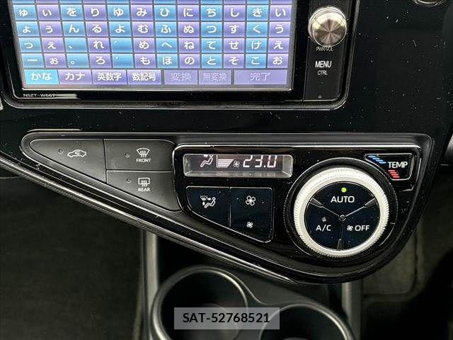 Toyota AQUA 2018-05 7356788-21