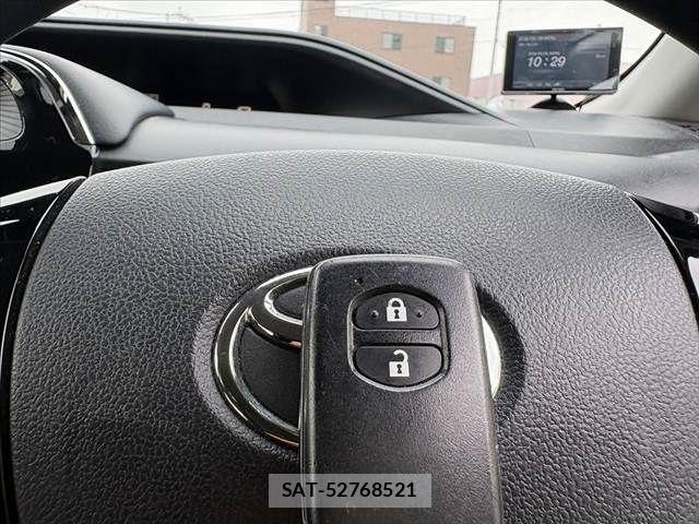 Toyota AQUA 2018-05 7356788-27