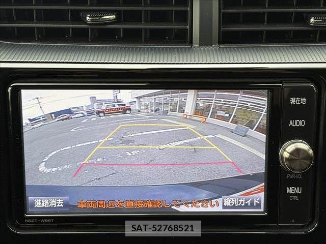 Toyota AQUA 2018-05 7356788-2