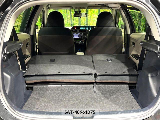 Toyota AQUA 2013-10 7356789-9
