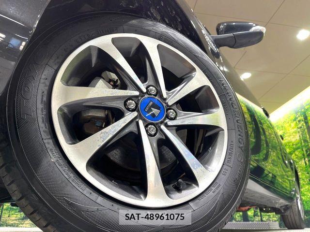 Toyota AQUA 2013-10 7356789-12