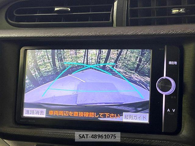 Toyota AQUA 2013-10 7356789-4
