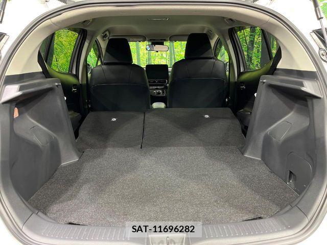 Toyota AQUA 2022-01 7356764-10