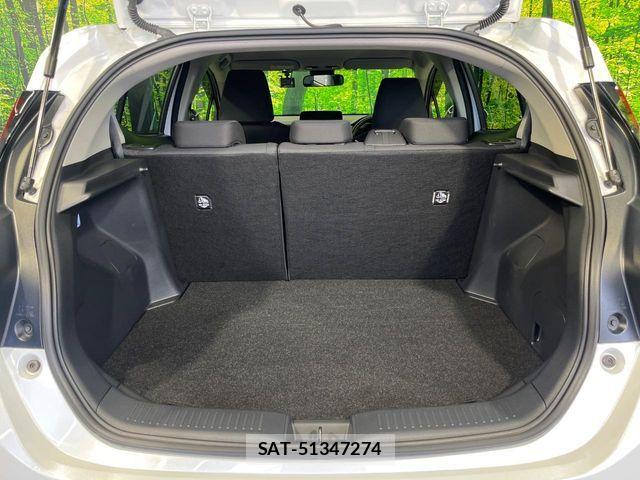 Toyota AQUA 2021-09 7356771-9