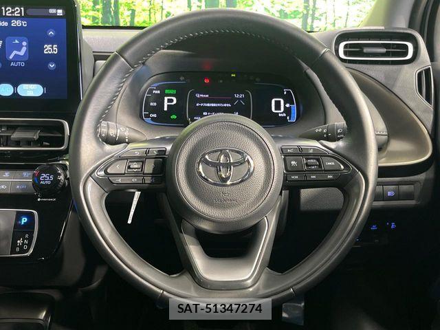 Toyota AQUA 2021-09 7356771-10