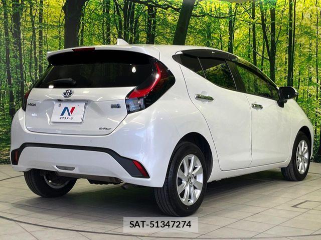 Toyota AQUA 2021-09 7356771-16