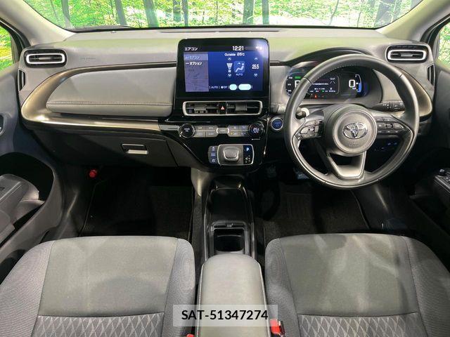Toyota AQUA 2021-09 7356771-1