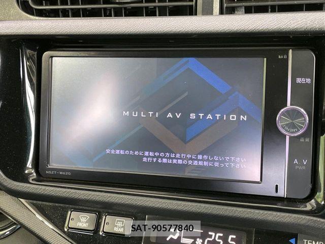 Toyota AQUA 2014-04 7356778-2