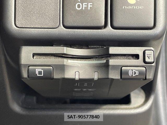 Toyota AQUA 2014-04 7356778-6