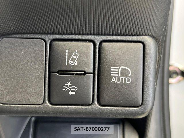 Toyota AQUA 2018-11 7356779-2