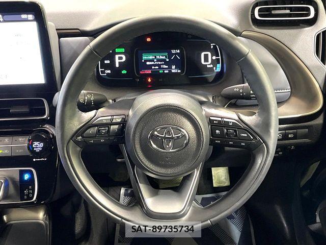 Toyota AQUA 2023-04 7356765-10