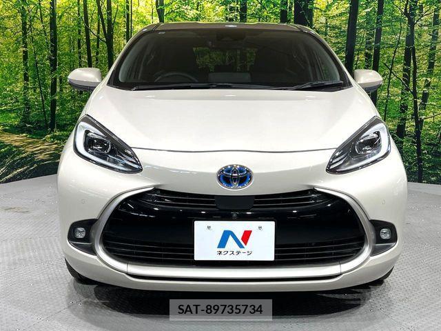 Toyota AQUA 2023-04 7356765-13