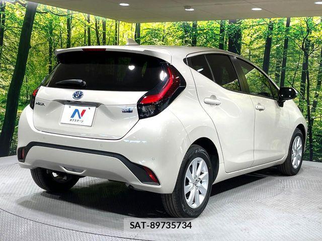 Toyota AQUA 2023-04 7356765-16