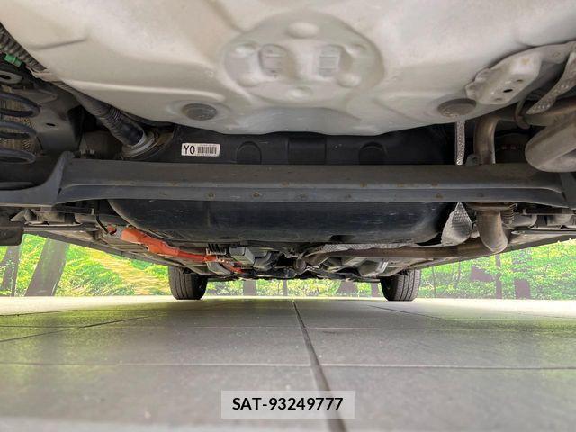 Toyota AQUA 2015-10 7356791-16