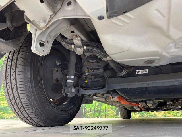 Toyota AQUA 2015-10 7356791-17