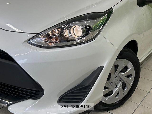 Toyota AQUA 2021-05 7356782-10