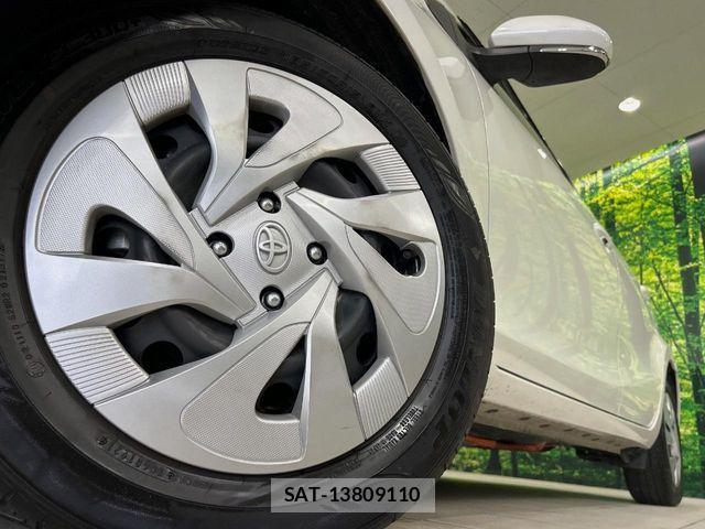 Toyota AQUA 2021-05 7356782-12