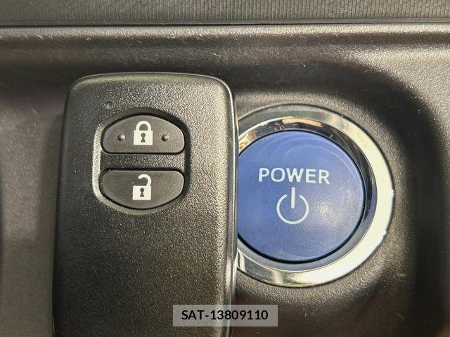 Toyota AQUA 2021-05 7356782-5