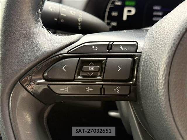 Toyota AQUA 2022-01 7356767-27