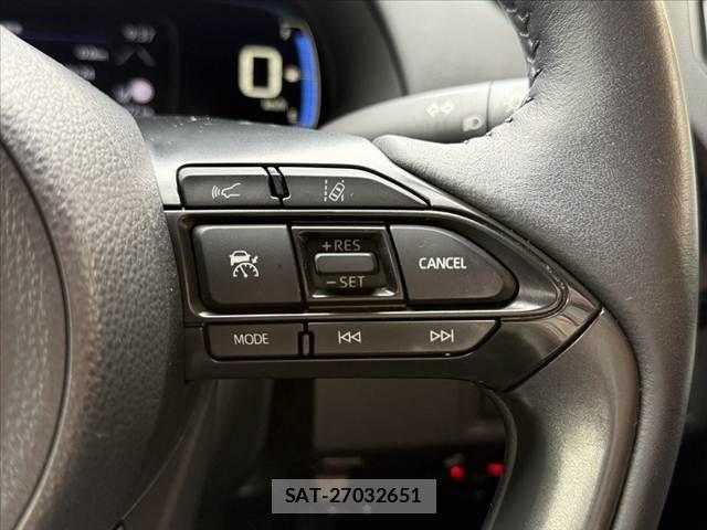 Toyota AQUA 2022-01 7356767-3