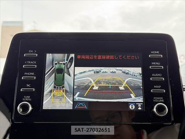 Toyota AQUA 2022-01 7356767-6