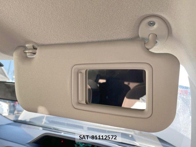 Toyota AQUA 2013-07 7356795-6