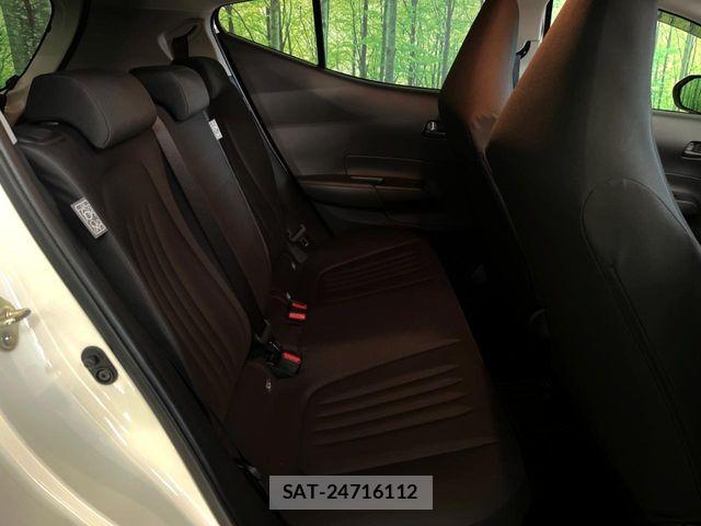 Toyota AQUA 2025-03 7356769-14