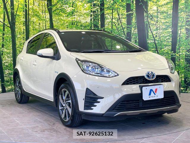 Toyota AQUA 2019-04 7356775-15