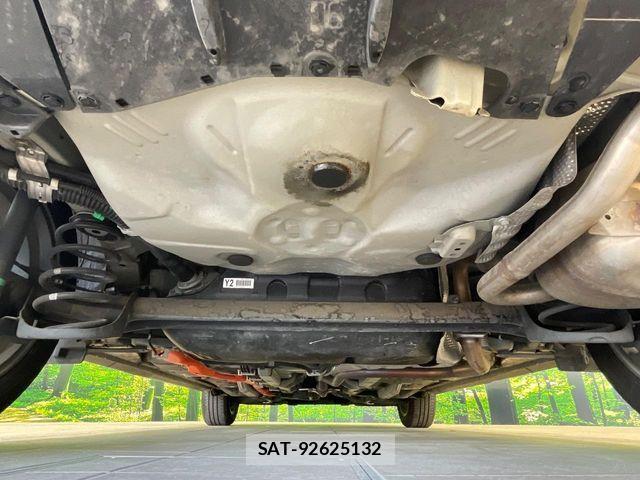 Toyota AQUA 2019-04 7356775-18