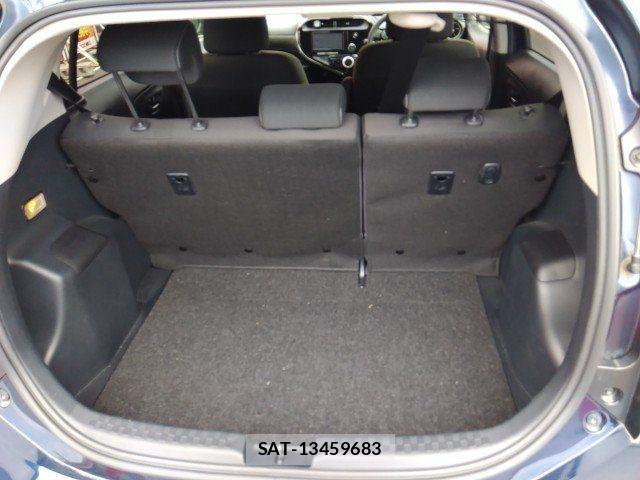 Toyota AQUA 2020-03 7391326-12