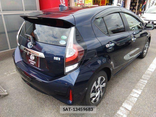 Toyota AQUA 2020-03 7391326-17