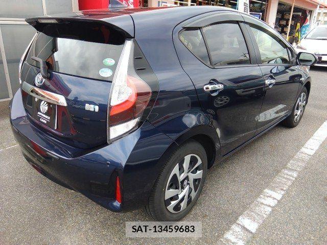 Toyota AQUA 2020-03 7391326-3