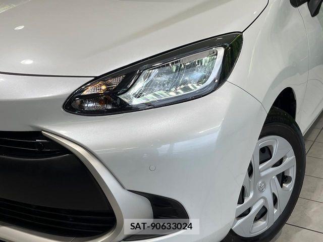 Toyota AQUA 2024-10 7391305-9