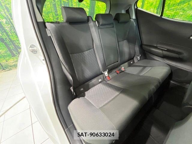Toyota AQUA 2024-10 7391305-7