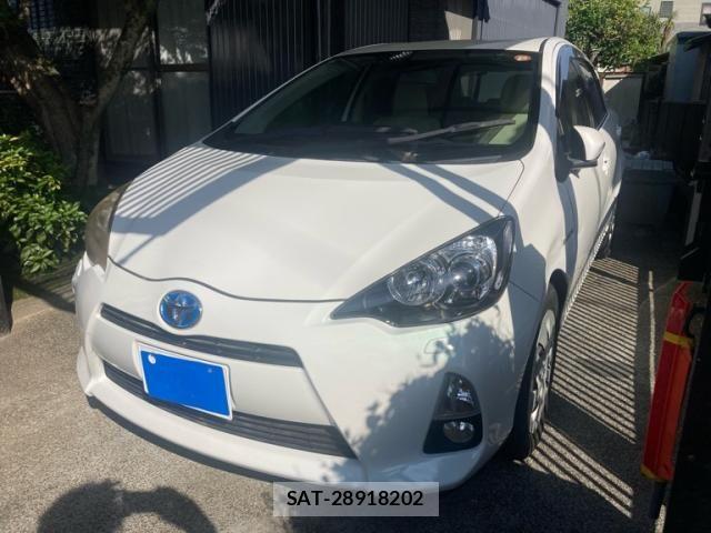 Toyota AQUA 2012-07 7391371-1